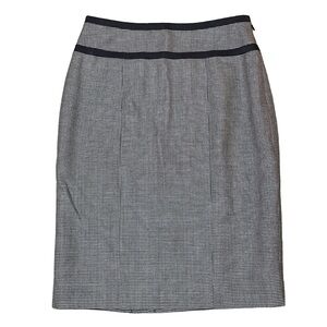Beautiful PENCIL SKIRT by Carlisle size 2